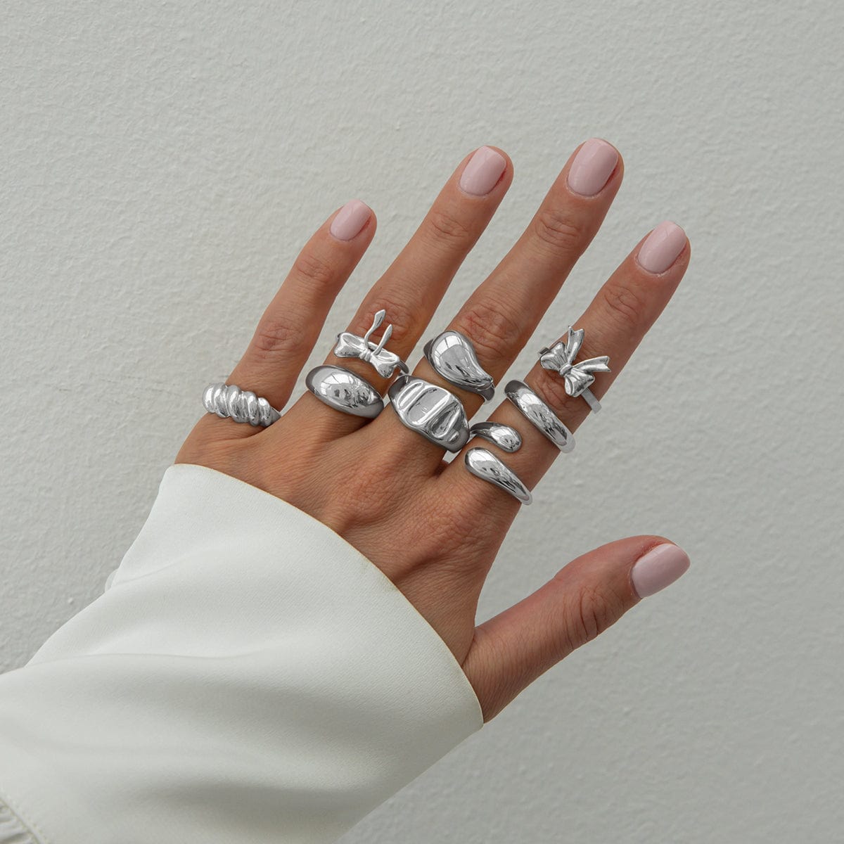 Chic 8pcs Bowknot Glossy Waterdrop Open Ring Set - ArtGalleryZen