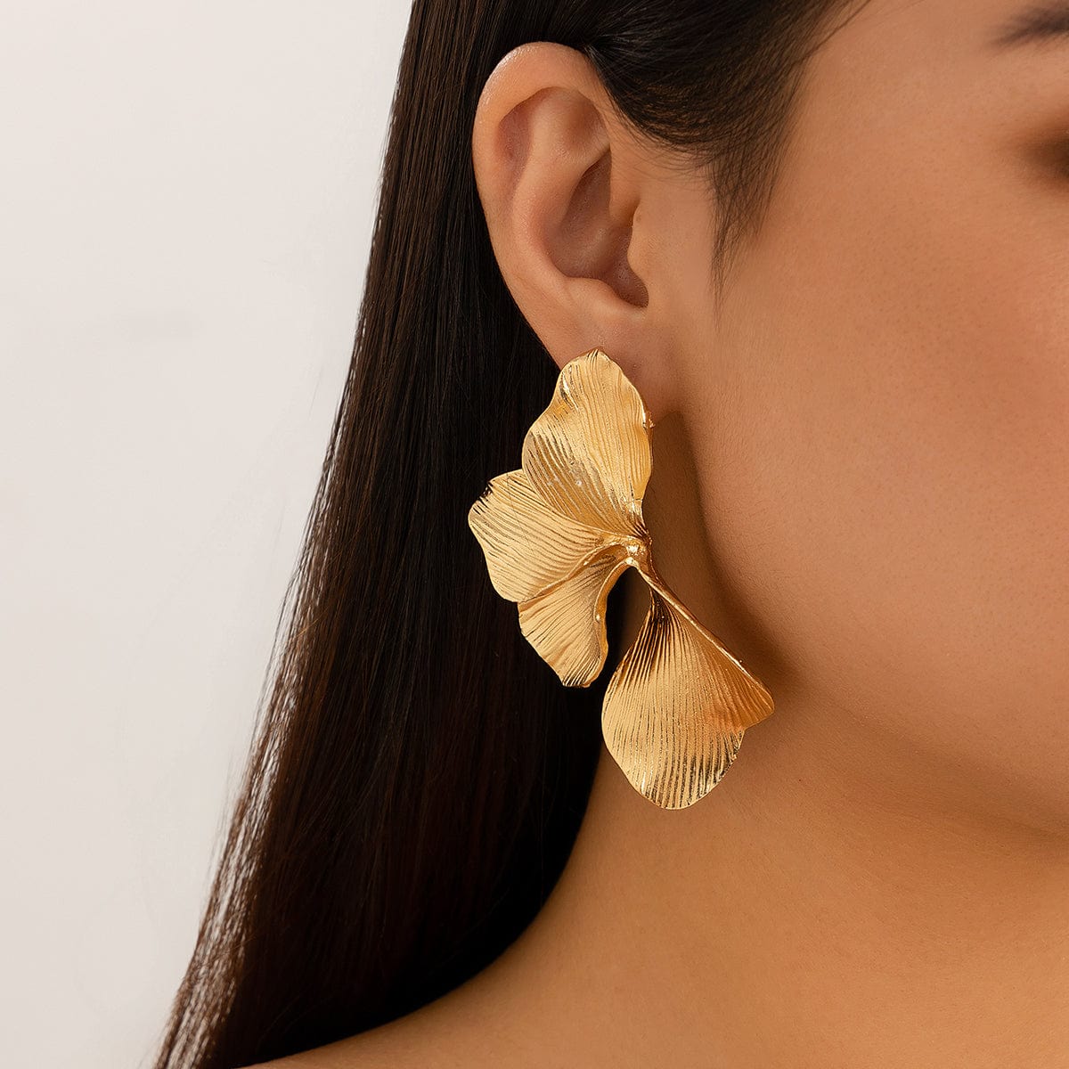 Chic Abstract Pleated Flower Petal Pattern Earrings