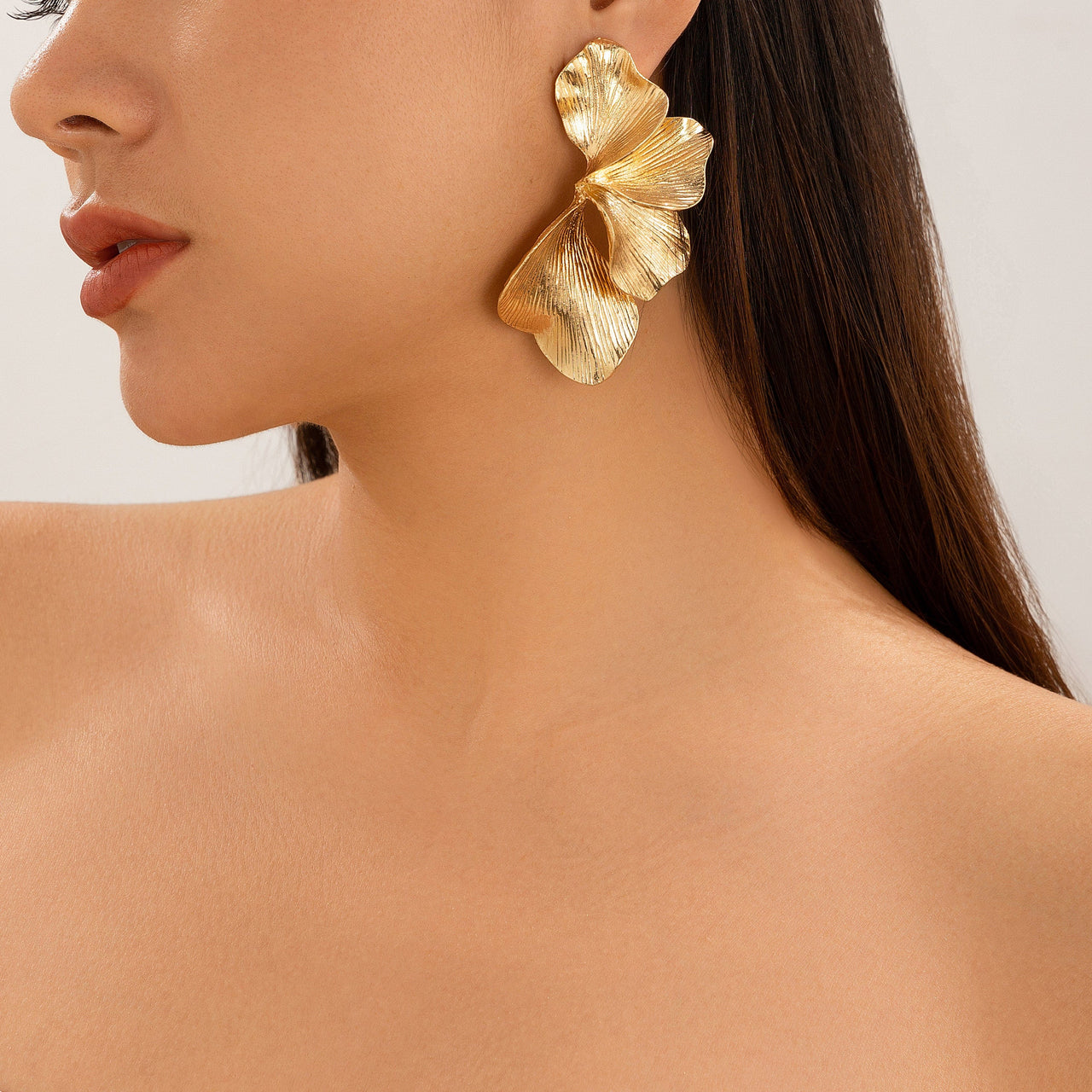 Chic Abstract Pleated Flower Petal Pattern Earrings