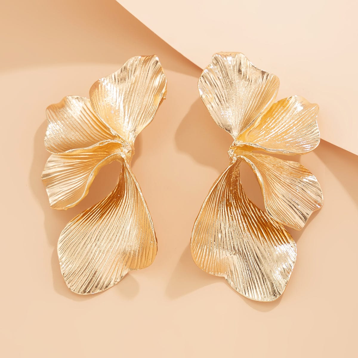 Chic Abstract Pleated Flower Petal Pattern Earrings