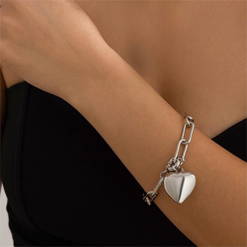 Chic Chunky Heart Charm Cable Chain Bracelet