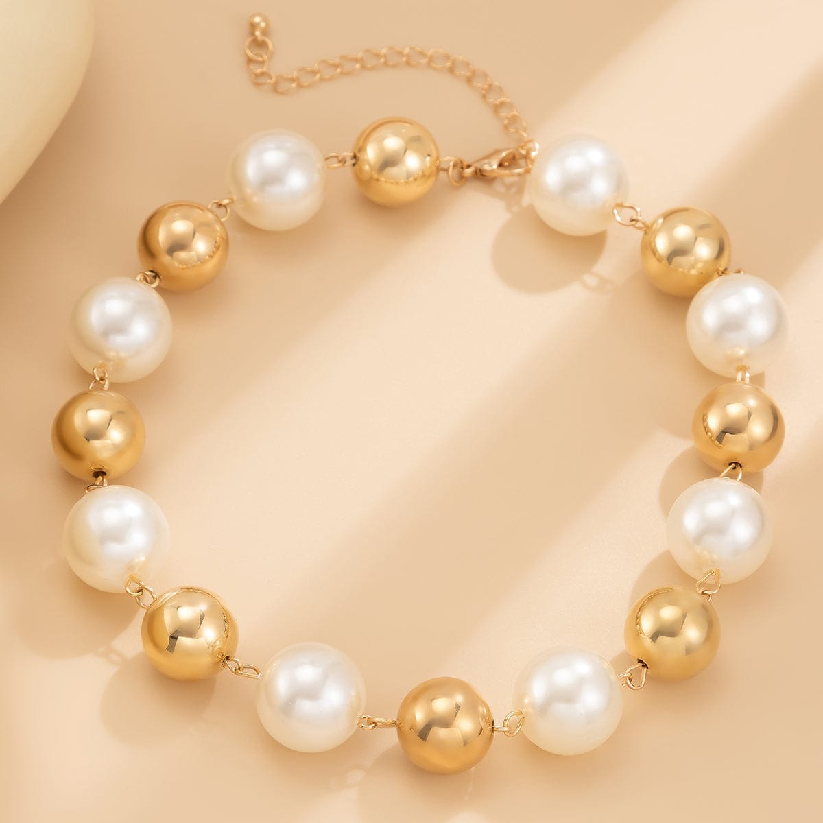 Chic Chunky Two Tone Pearl Chain Choker Necklace - ArtGalleryZen