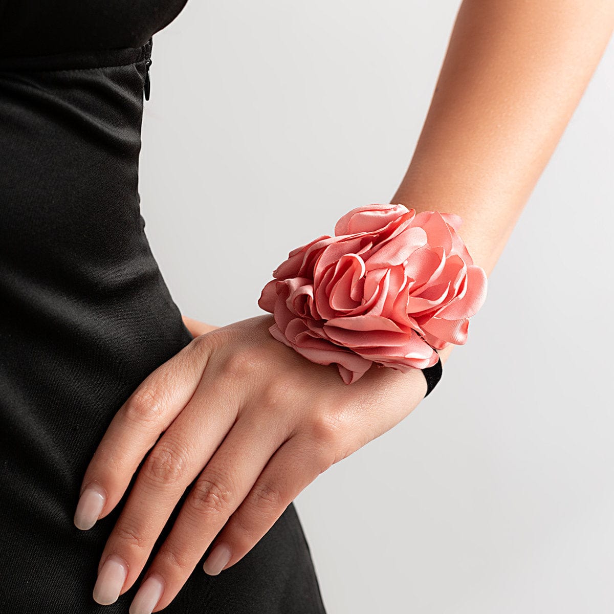 Chic Colorful Silk Flower Velvet Bracelet – ArtGalleryZen