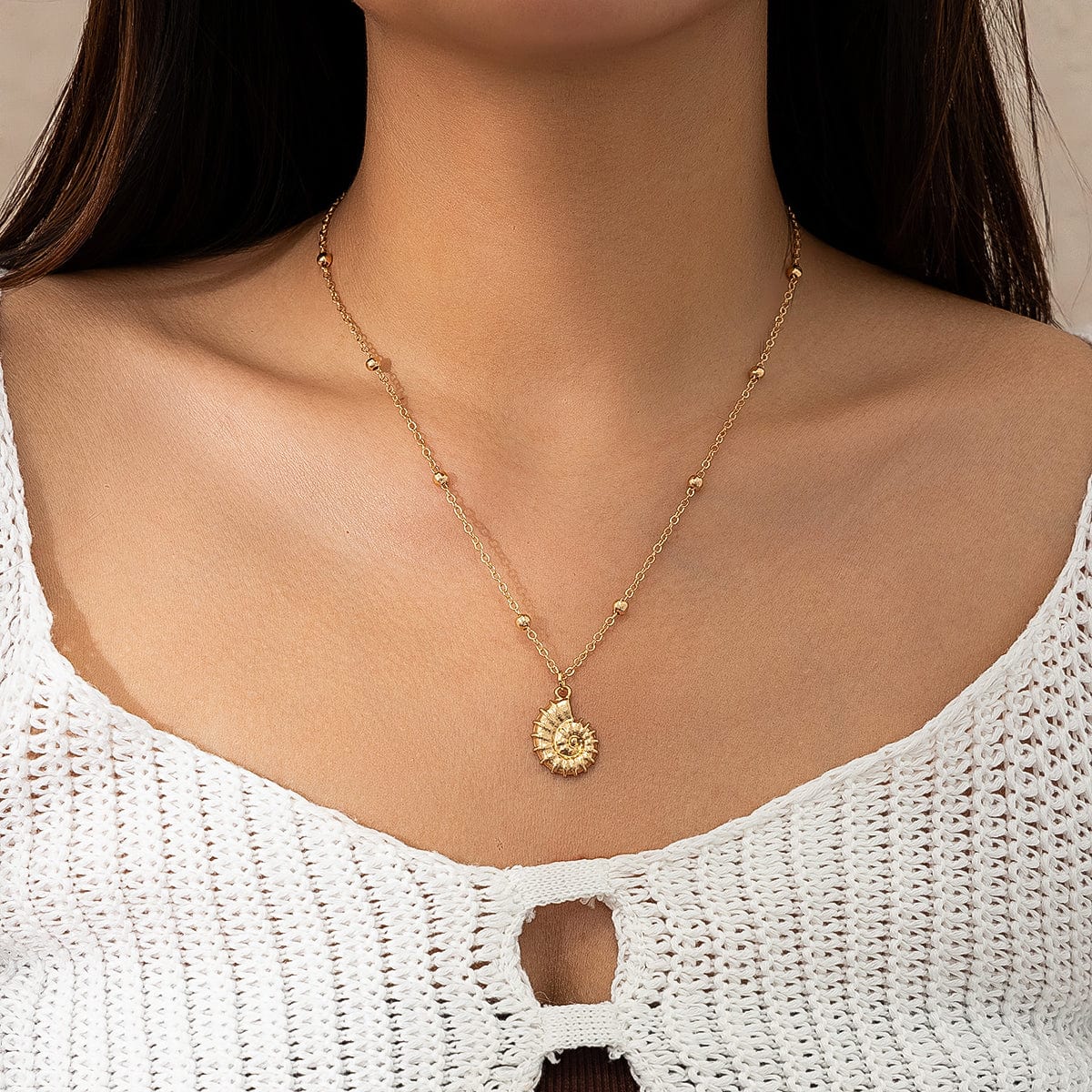 Chic Conch Pendant Saturn Chain Necklace