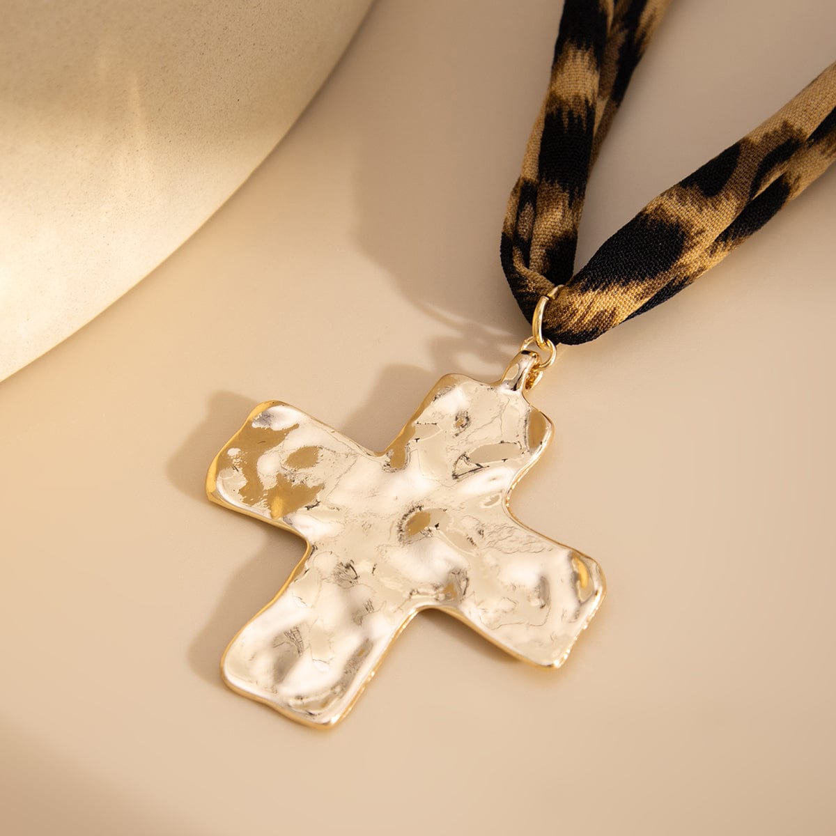 Chic Cross Pendant Leopard Choker Necklace - ArtGalleryZen