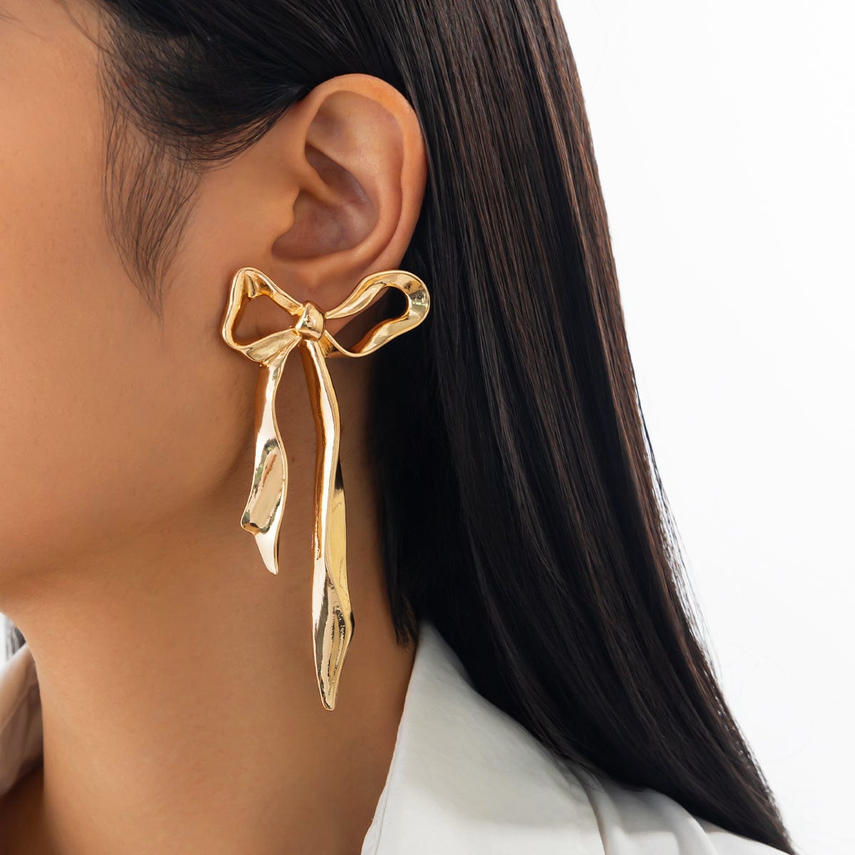 Chic Curved Ribbon Bowknot Stud Earrings - ArtGalleryZen