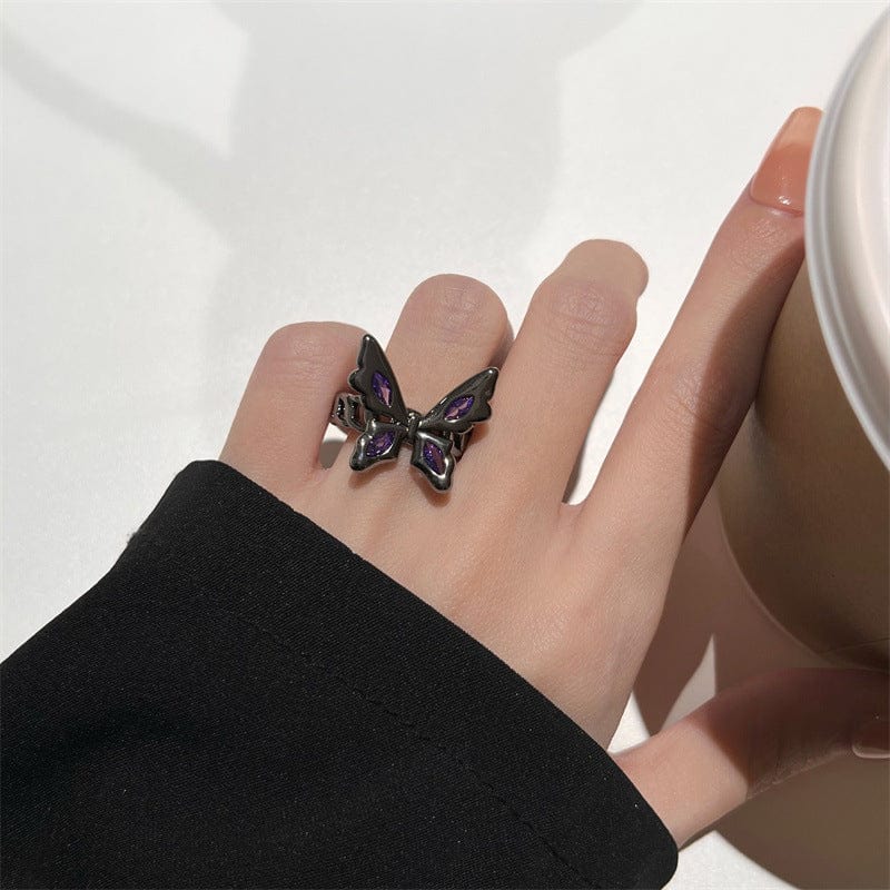 Chic CZ Inlaid Black Butterfly Ring - ArtGalleryZen