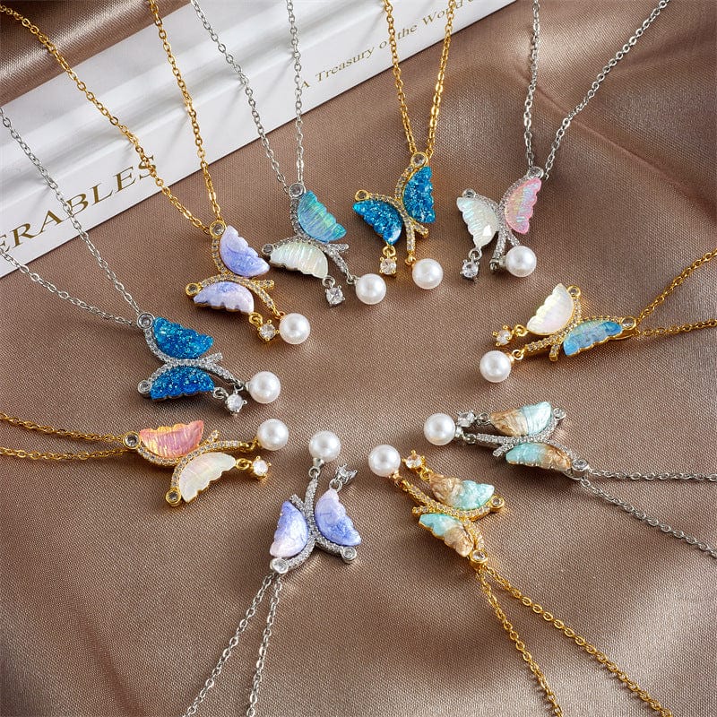 Chic CZ Inlaid Gradient Butterfly Pearl Pendant Cable Chain Necklace