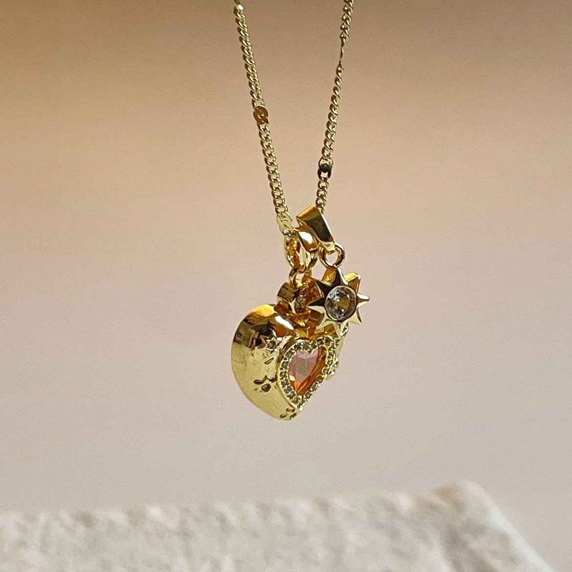 Chic CZ Inlaid Pink Crystal Heart Chain Necklace - ArtGalleryZen