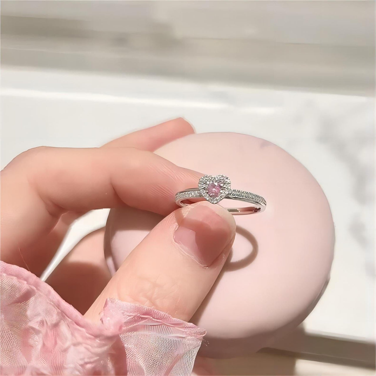 Chic CZ Inlaid Pink Crystal Heart Ring – ArtGalleryZen