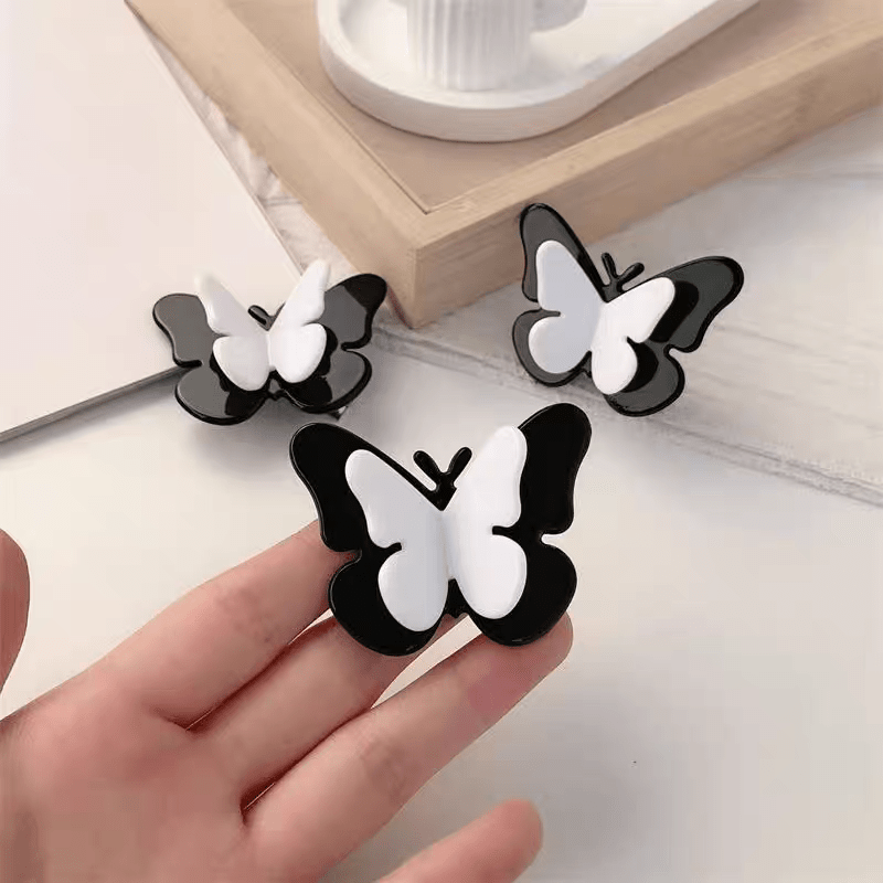 Chic Duo Butterfly Hair Clip - ArtGalleryZen