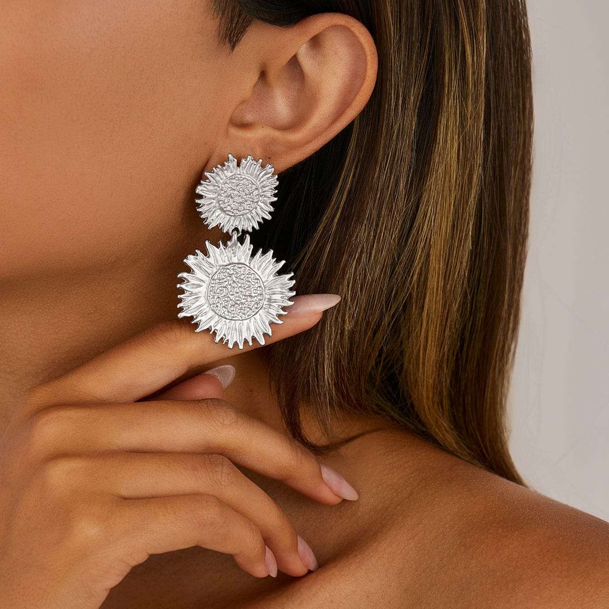 Chic Duo Sunflower Dangle Earrings - ArtGalleryZen