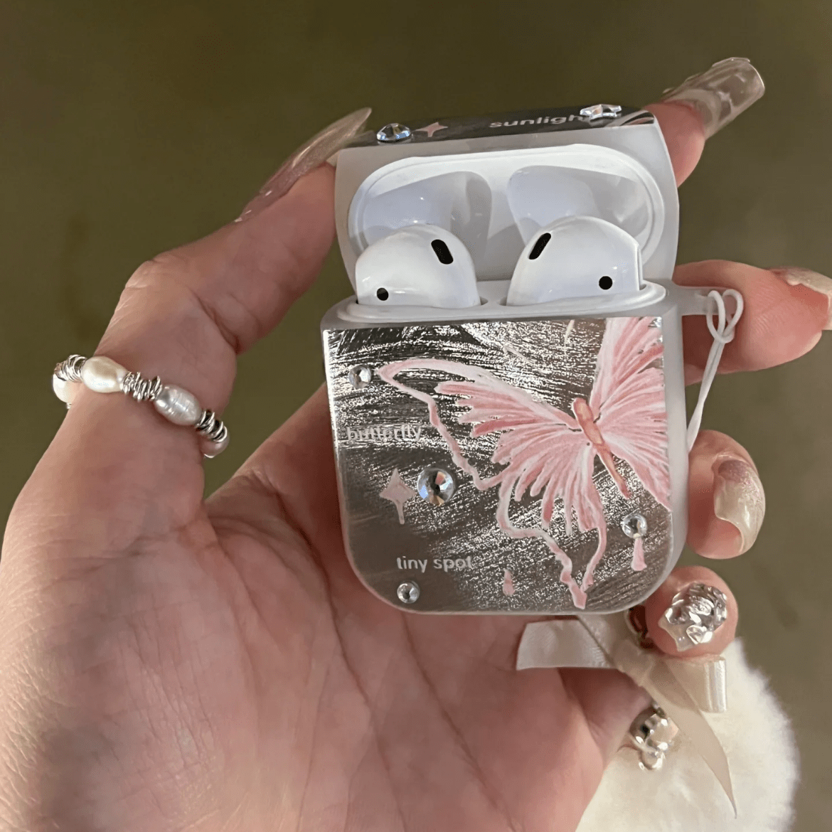 Chic Electroplated Butterfly AirPods Earphone Case With Plush Charm