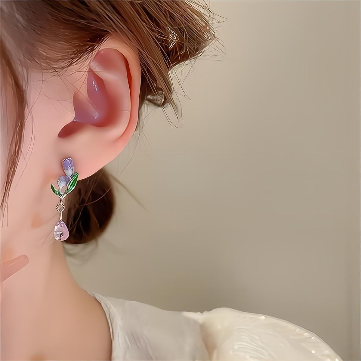 Chic Enamel Tulip Dangle Earrings - ArtGalleryZen