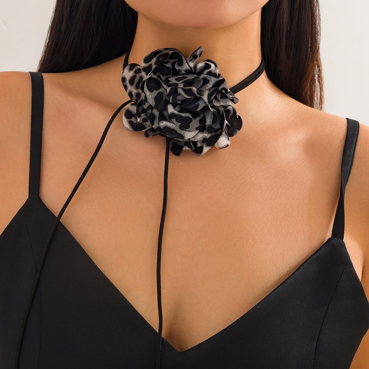 Chic Fabric Leopard Flower Wax Cord String Necklace