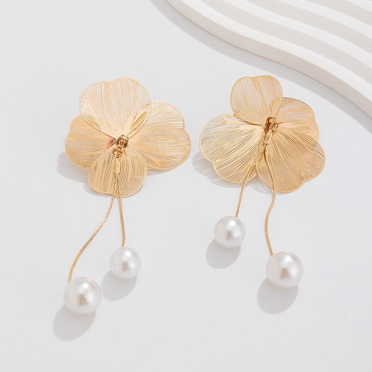 Chic Geometric Floral Pearl Dangle Earrings - ArtGalleryZen