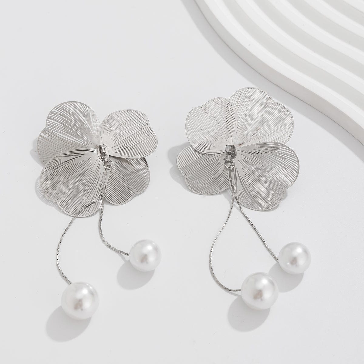 Chic Geometric Floral Pearl Dangle Earrings - ArtGalleryZen