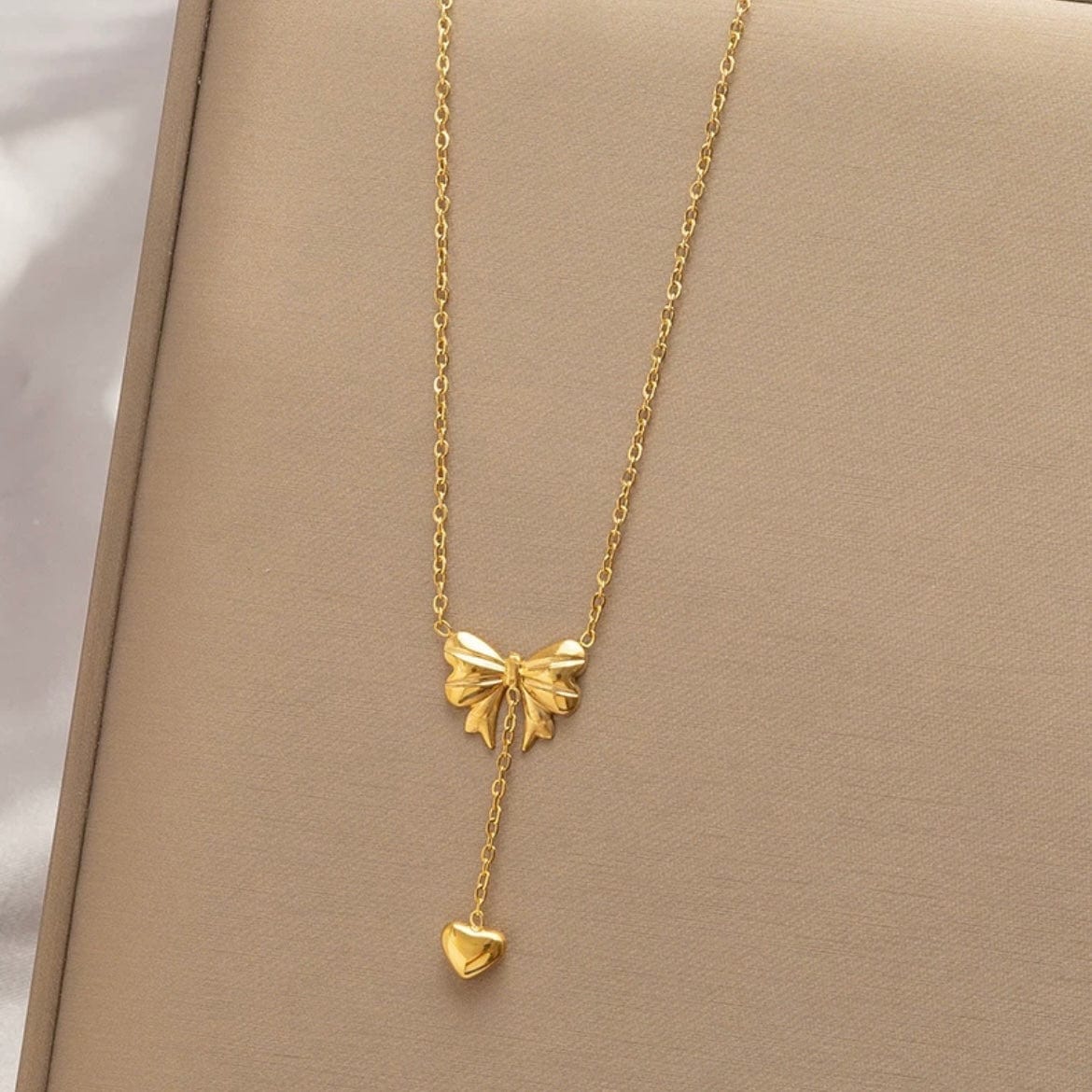 Chic Gold Plated Bowknot Heart Pendant Y Necklace