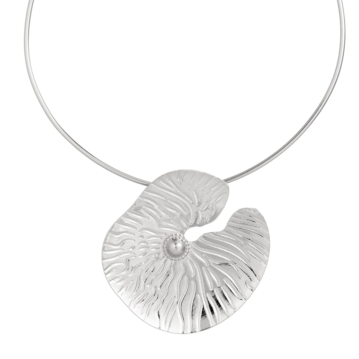 Chic Gold Silver Plated Lotus Leaf Pendant Necklace - ArtGalleryZen