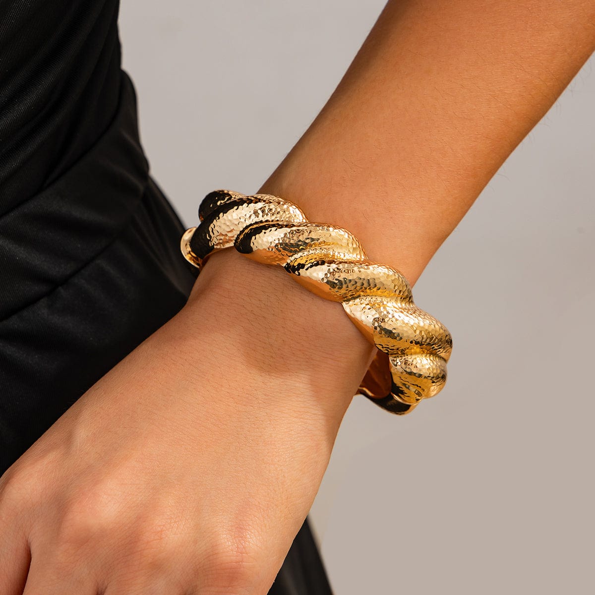 Chic Gold Silver Plated Textured Twisted Bangle Bracelet