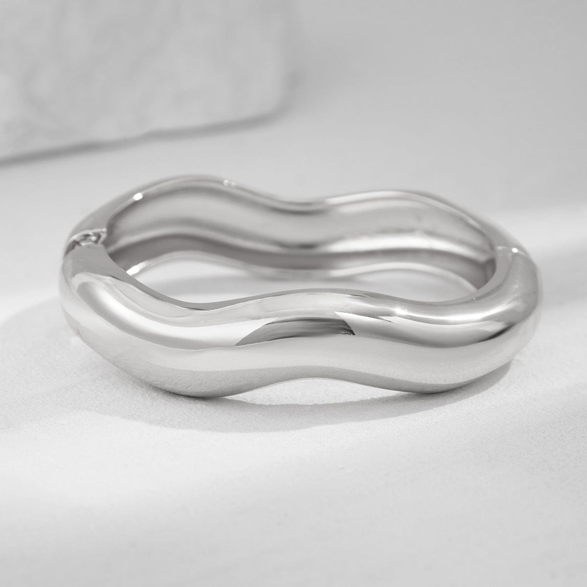 Chic Gold Silver Tone Glossy Wave Bangle Bracelet - ArtGalleryZen