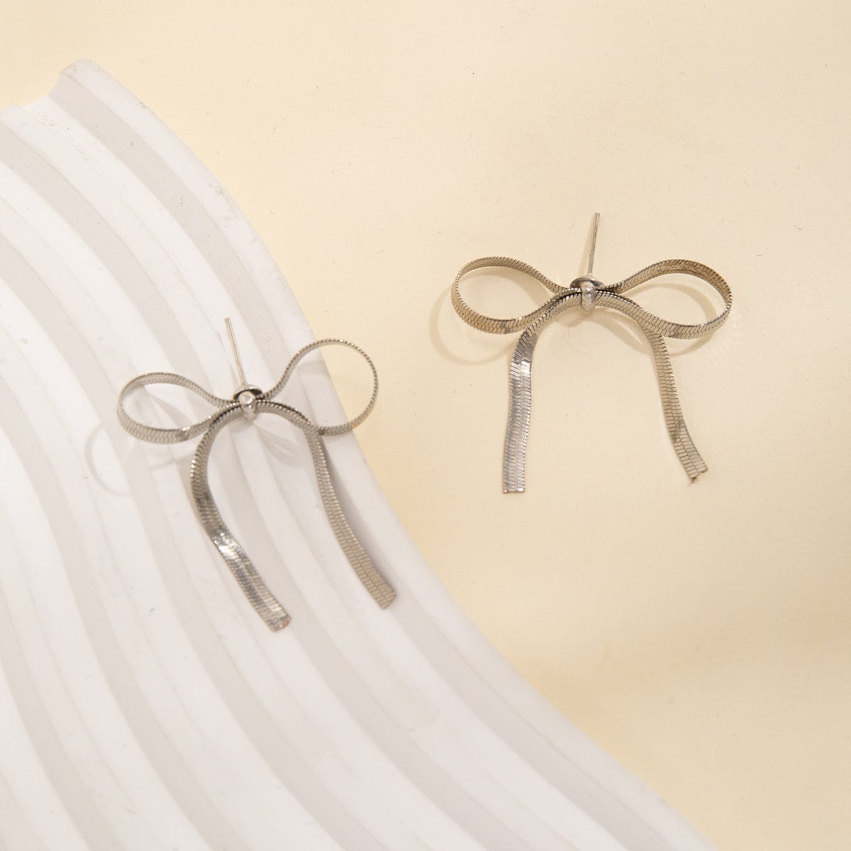 Chic Gold Silver Tone Ribbon Earrings - ArtGalleryZen