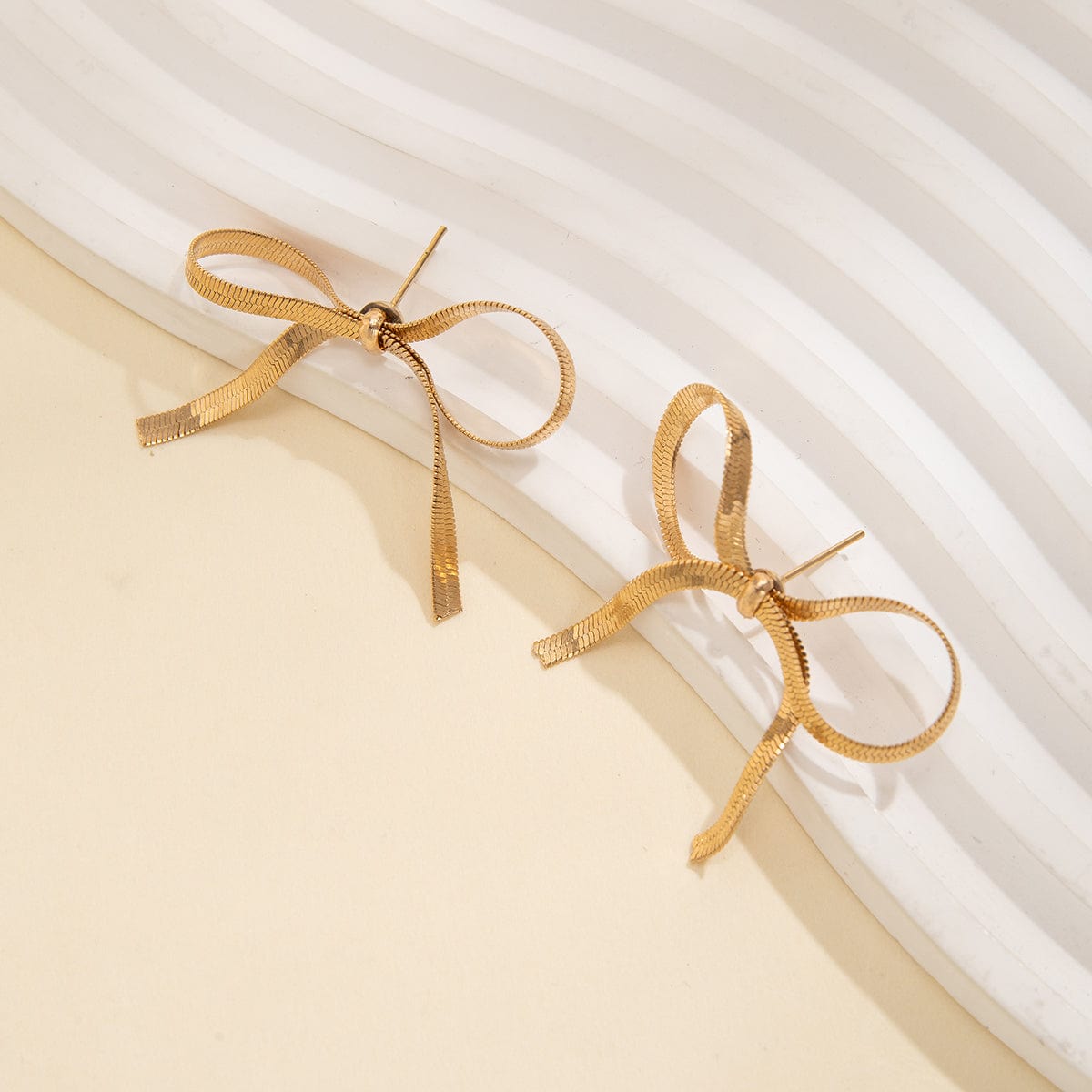 Chic Gold Silver Tone Ribbon Earrings - ArtGalleryZen