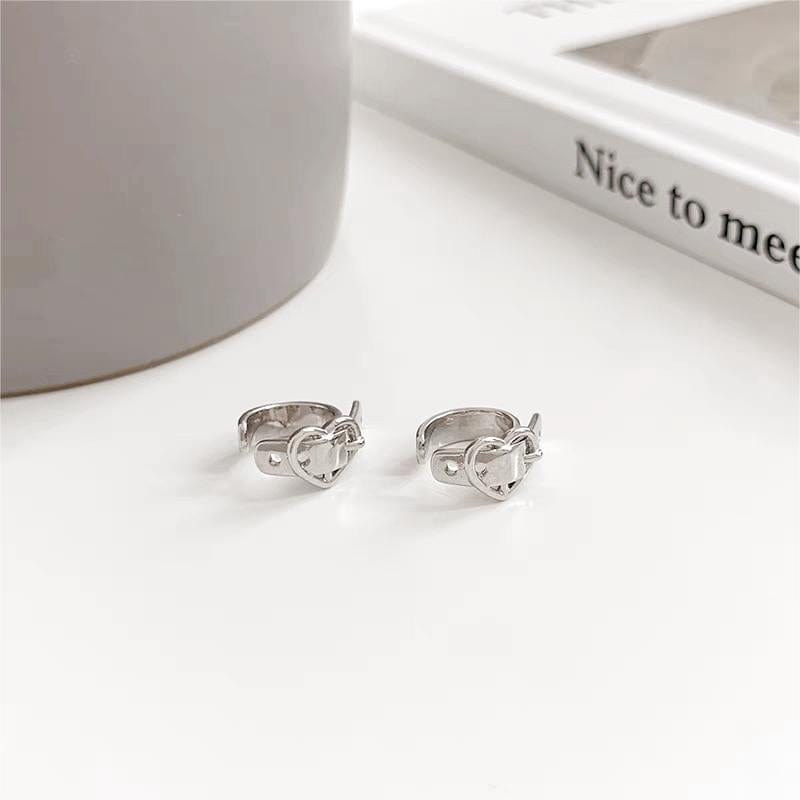 Chic Heart Belt Ear Cuff Earrings - ArtGalleryZen