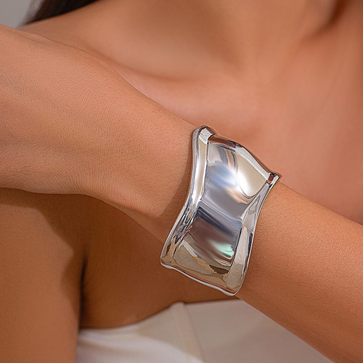 Chic Irregular Curved Open Wide Cuff Bangle Bracelet