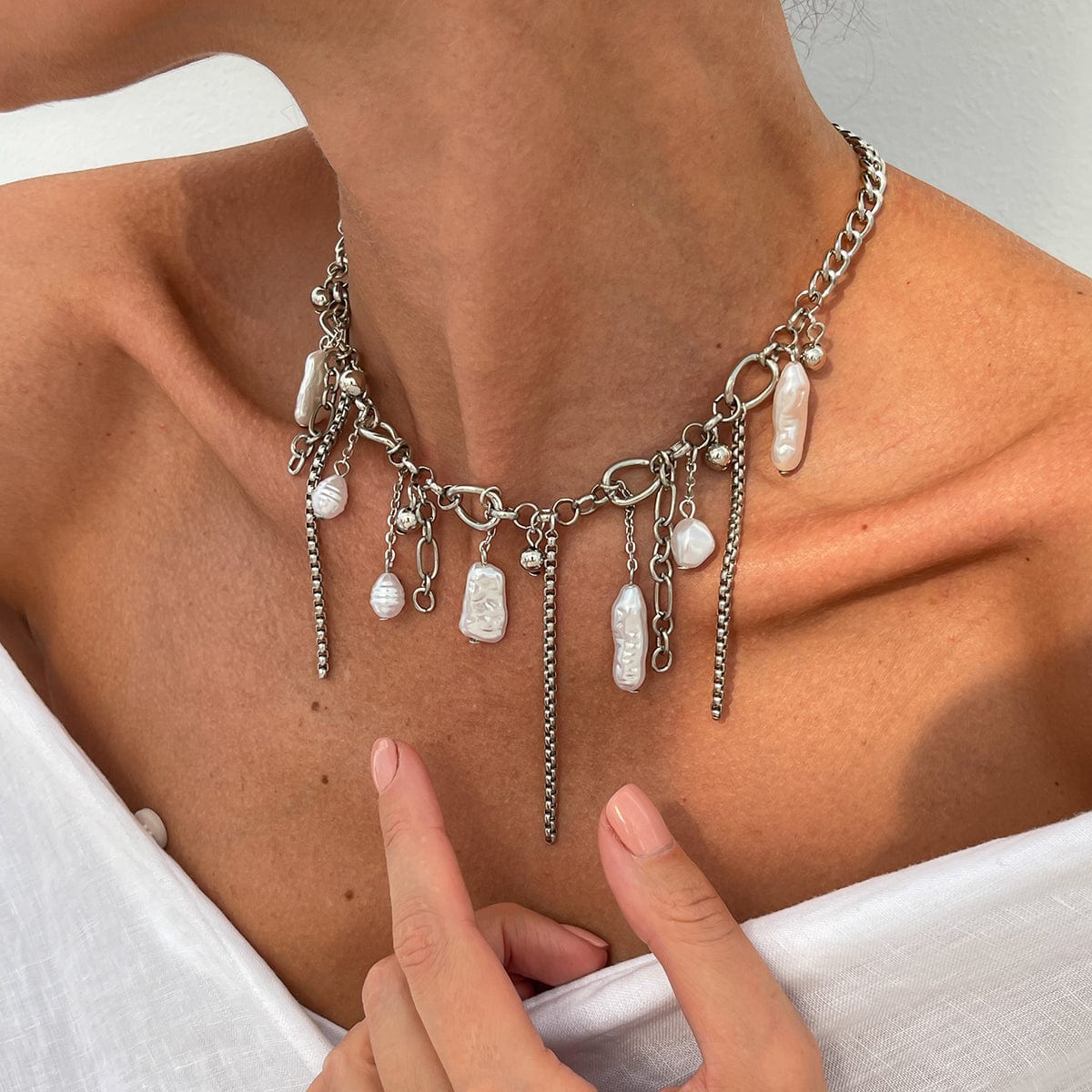 Chic Irregular Pearl Tassel Curb Chain Necklace - ArtGalleryZen