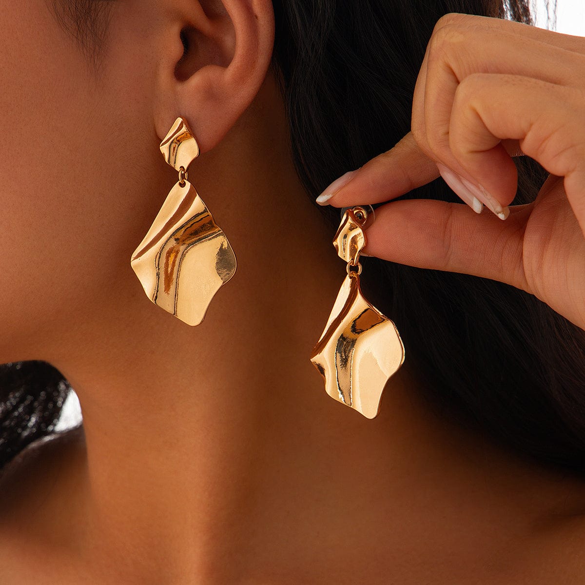 Chic Irregular Pleated Square Dangle Earrings