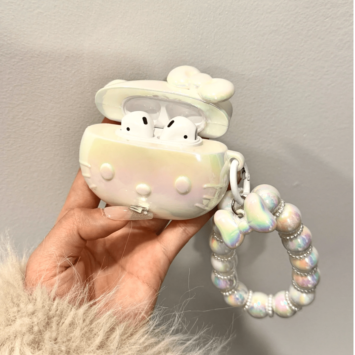 Chic Laser Hello Kitty AirPods Earphone Case With Lanyard