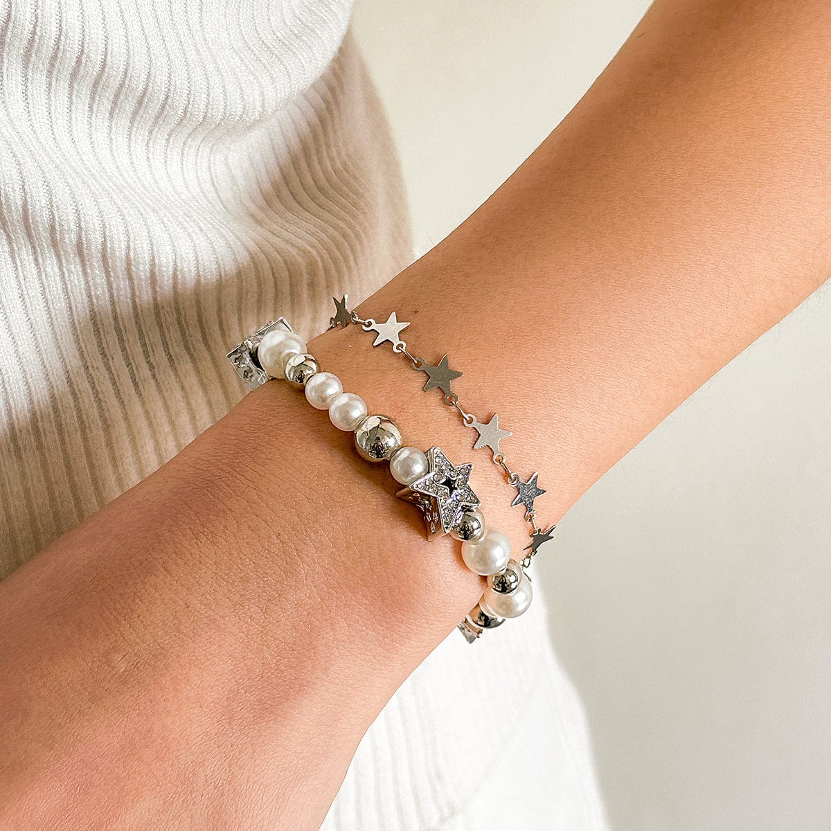 Chic Layered Crystal Inlaid Star Pearl Chain Bracelet