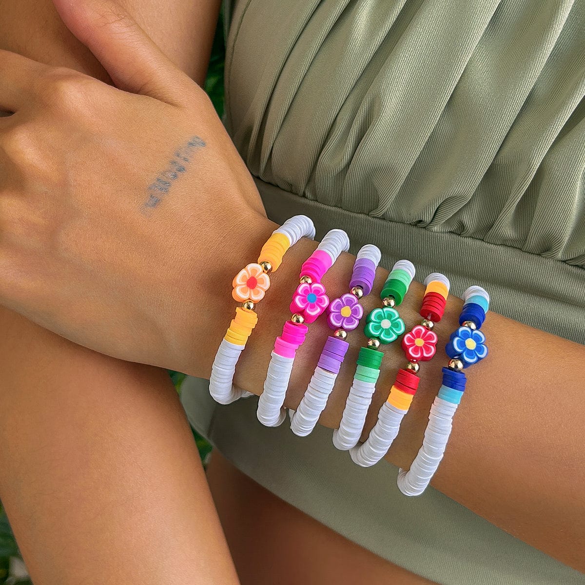 Chic Layered Flower Polymer Clay Beaded Friendship Bracelet Set - ArtGalleryZen