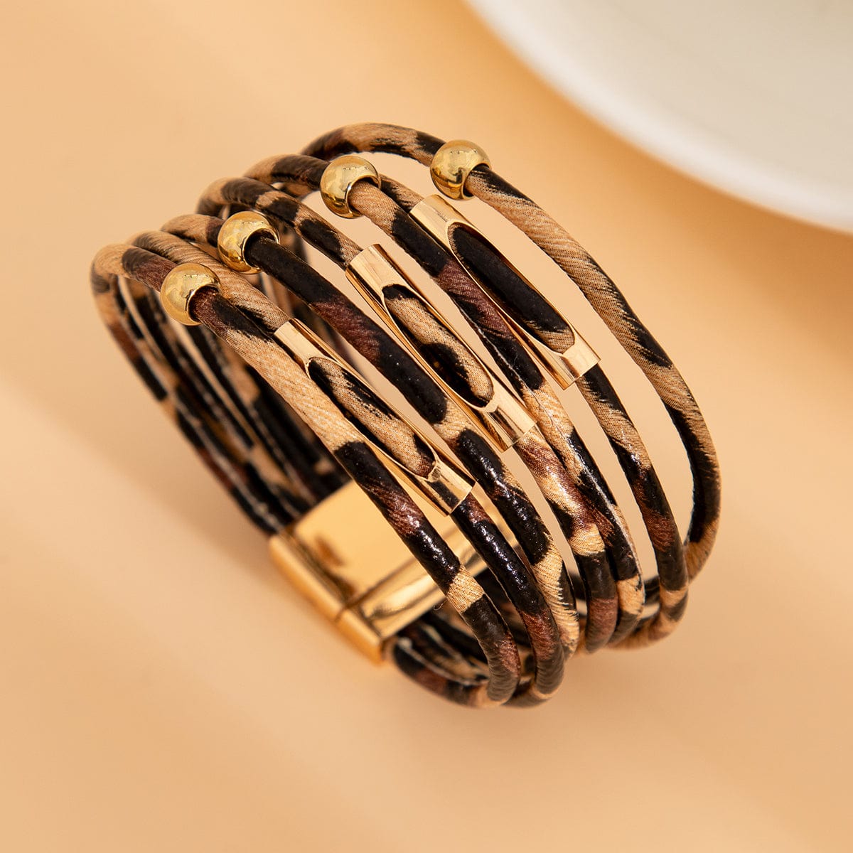 Chic Layered Leopard Print PU Leather String Magnetic Bracelet