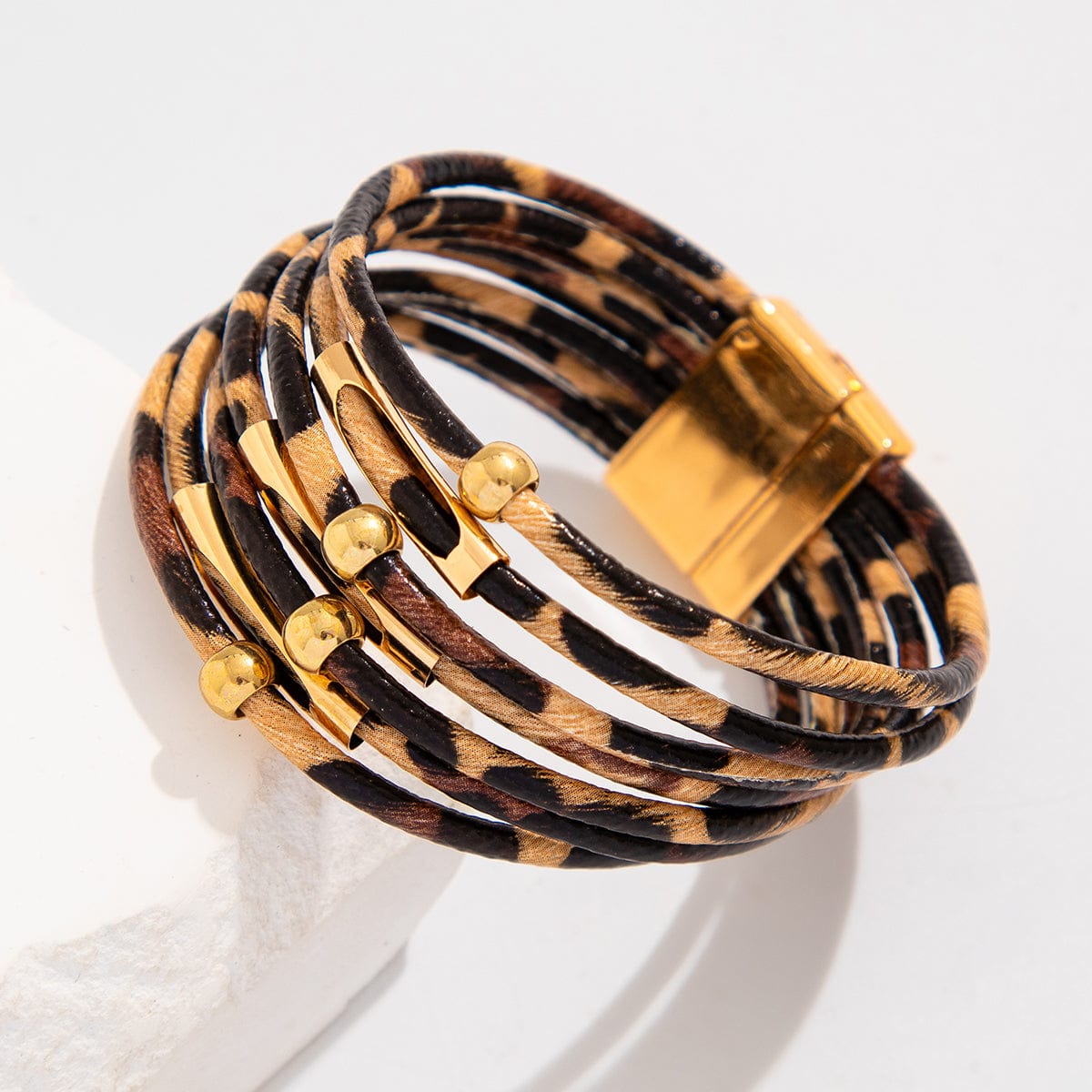 Chic Layered Leopard Print PU Leather String Magnetic Bracelet