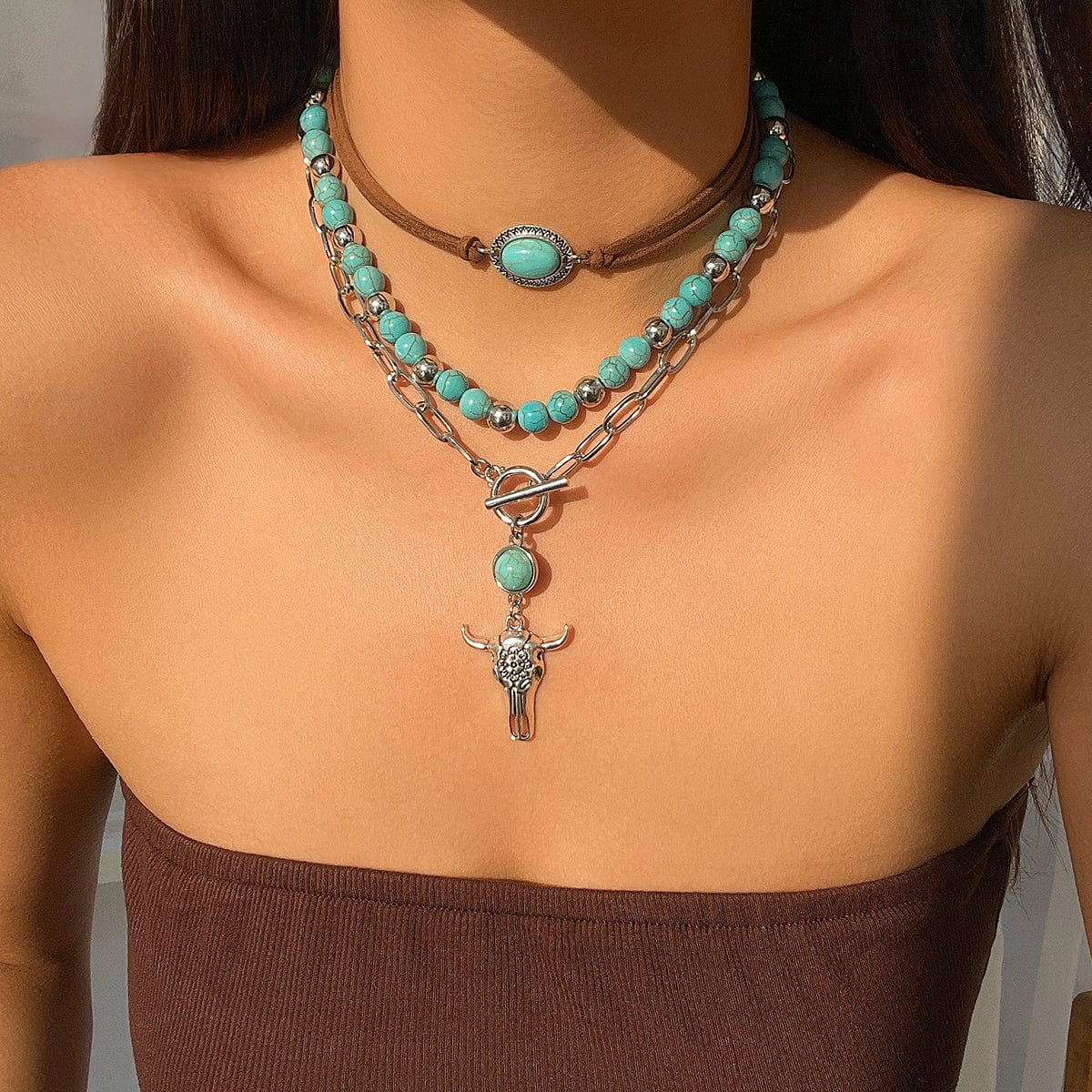 Chic Layered Toggle Clasp Bull Pendant Turquoise Chain Velvet Necklace Set