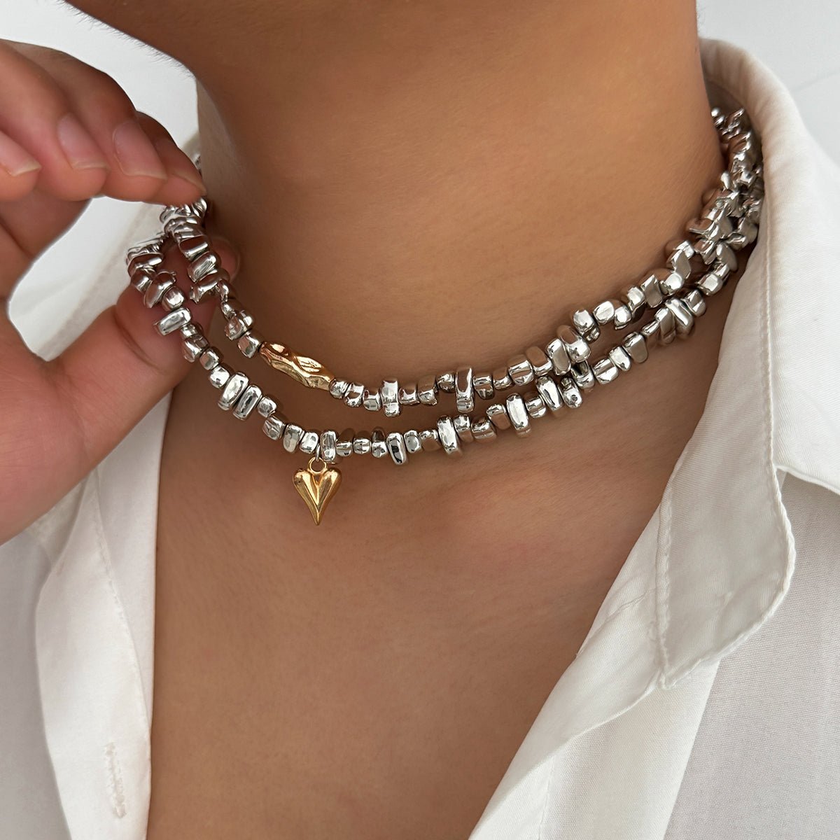 Chic Layered Two Tone Heart Charm Irregular Beaded Choker Necklace Set - ArtGalleryZen