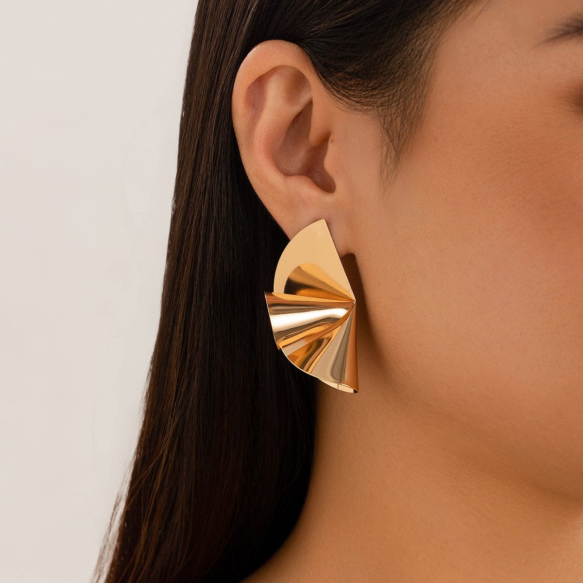 Chic Metallic Geometric Pattern Earrings