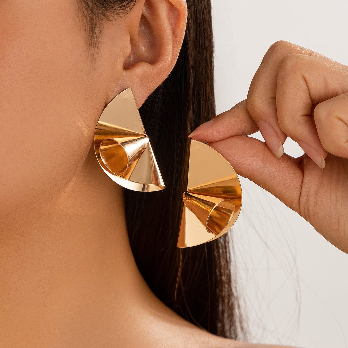 Chic Metallic Geometric Pattern Earrings