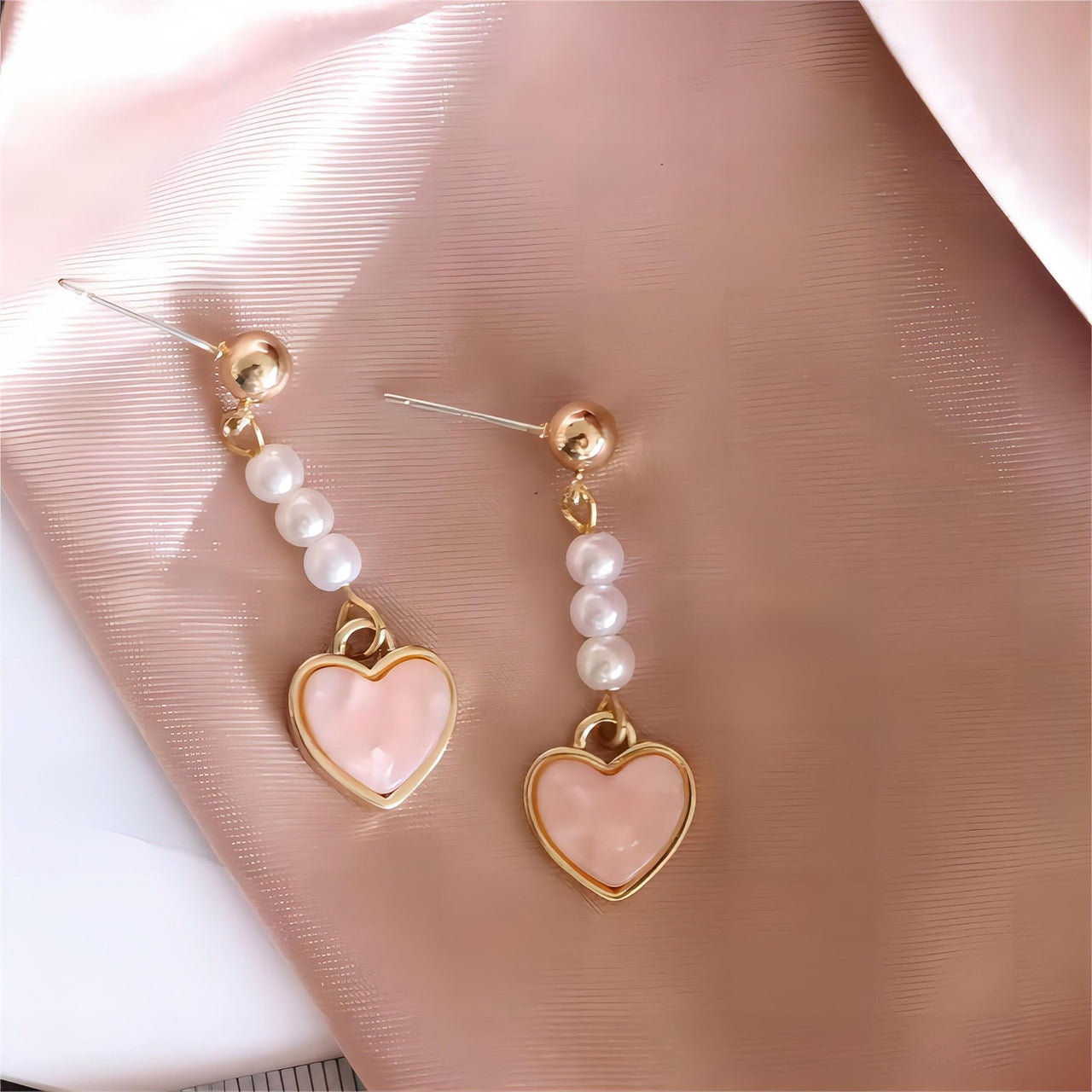 Chic Pearl Heart Dangle Earrings - ArtGalleryZen