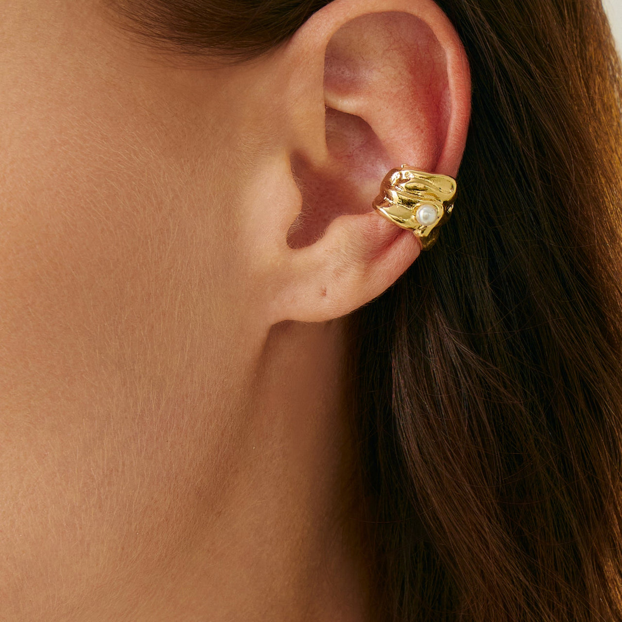 Chic Pearl Inlaid Pleated Ear Wrap Earring - ArtGalleryZen