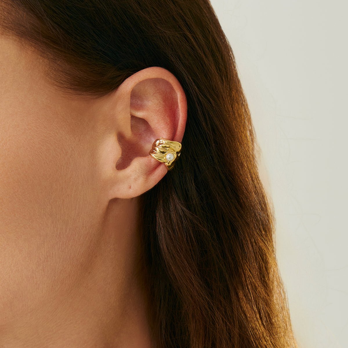 Chic Pearl Inlaid Pleated Ear Wrap Earring - ArtGalleryZen