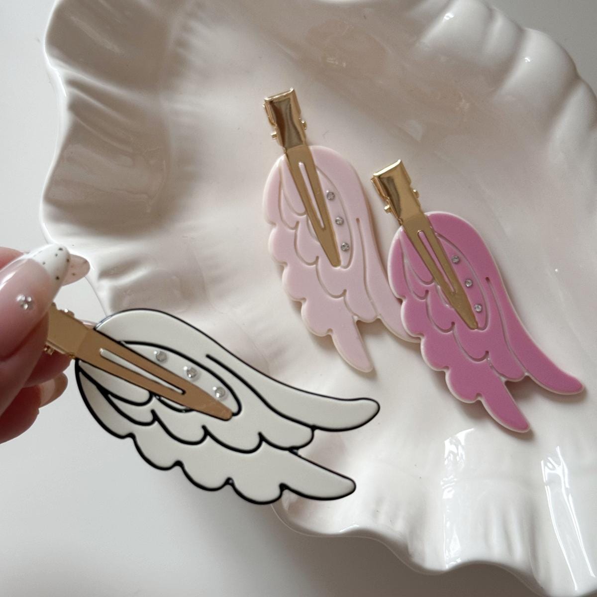 Chic Rhinestone Angel Wing Hair Clip - ArtGalleryZen