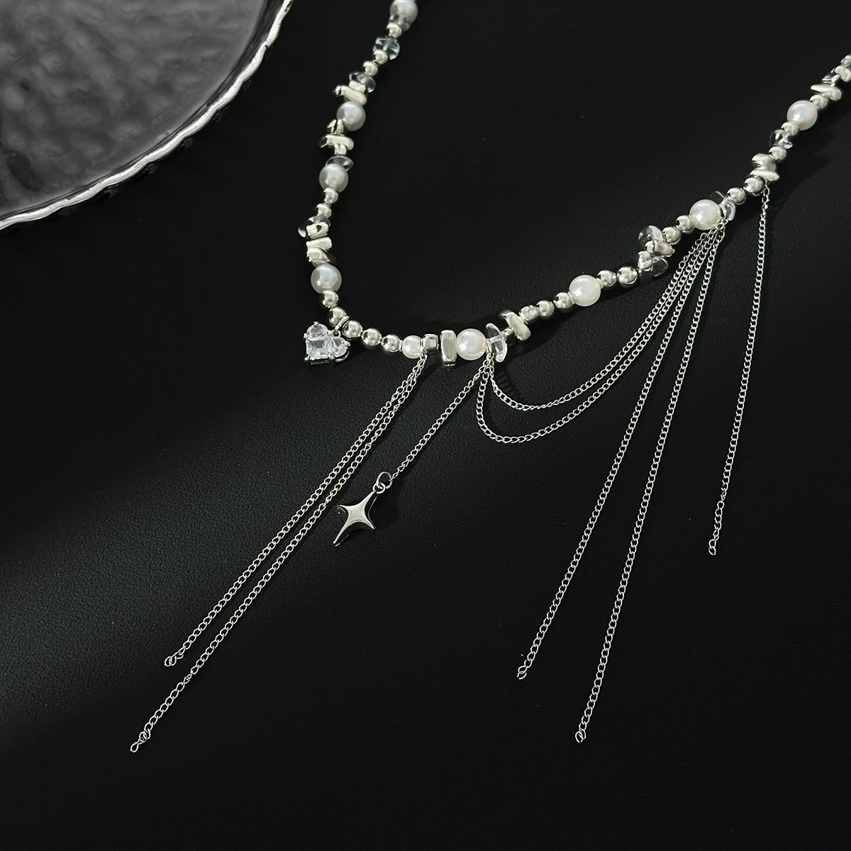 Chic Rhinestone Heart Pendant Pearl Irregular Beaded Chain Tassel Choker Necklace - ArtGalleryZen