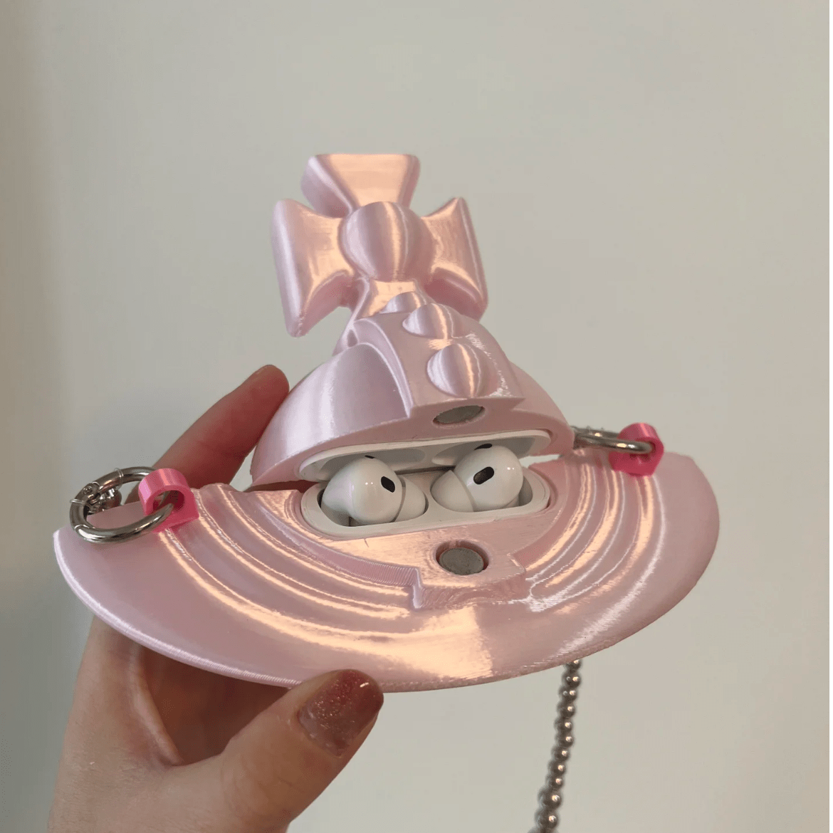 Chic Saturn Planet 3D Printed AirPods Earphone Case - ArtGalleryZen