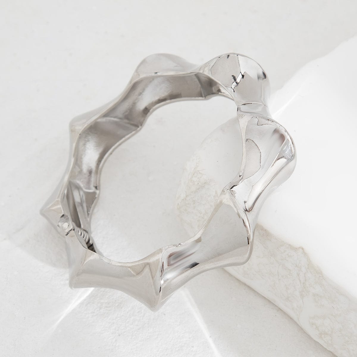 Chic Silver Tone Glossy Twisted Bangle Bracelet