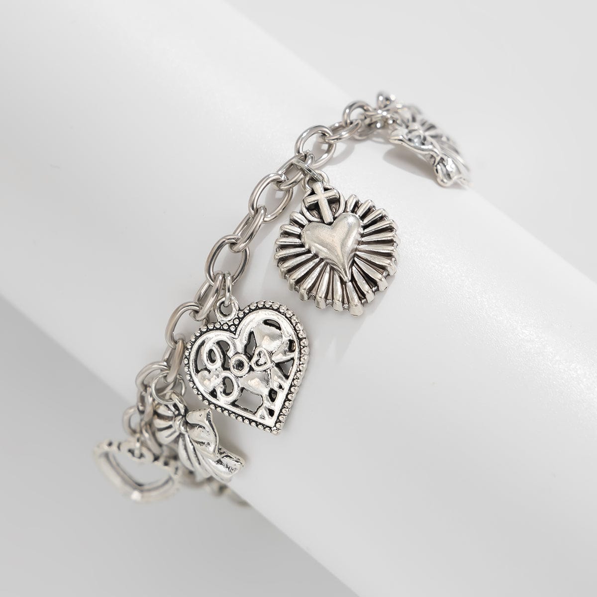 Chic Silver Tone Pattern Heart Bowknot Pendant Bracelet - ArtGalleryZen