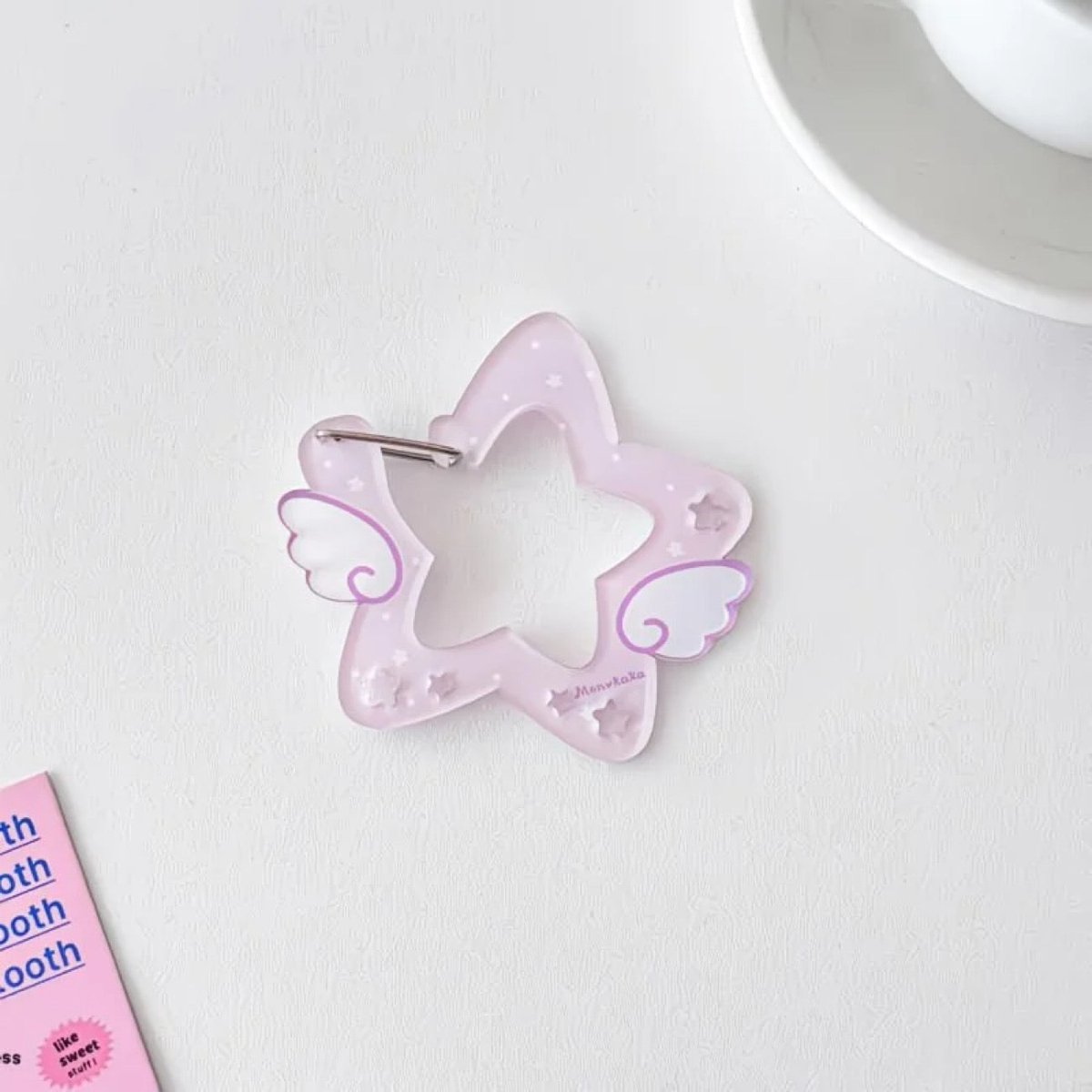 Chic Star Angel Wing Kpop Acrylic Keychain Carabiner - ArtGalleryZen
