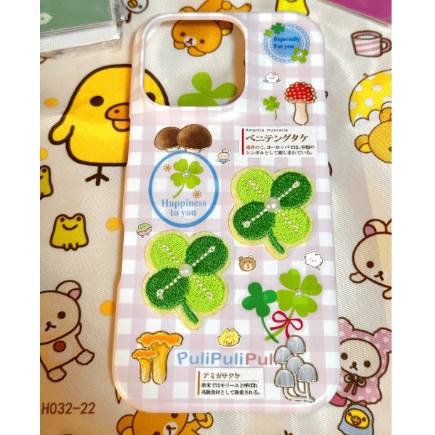 Chic Strawberry Lucky Clover Embroidery Patches DIY Decoration Stickers - ArtGalleryZen